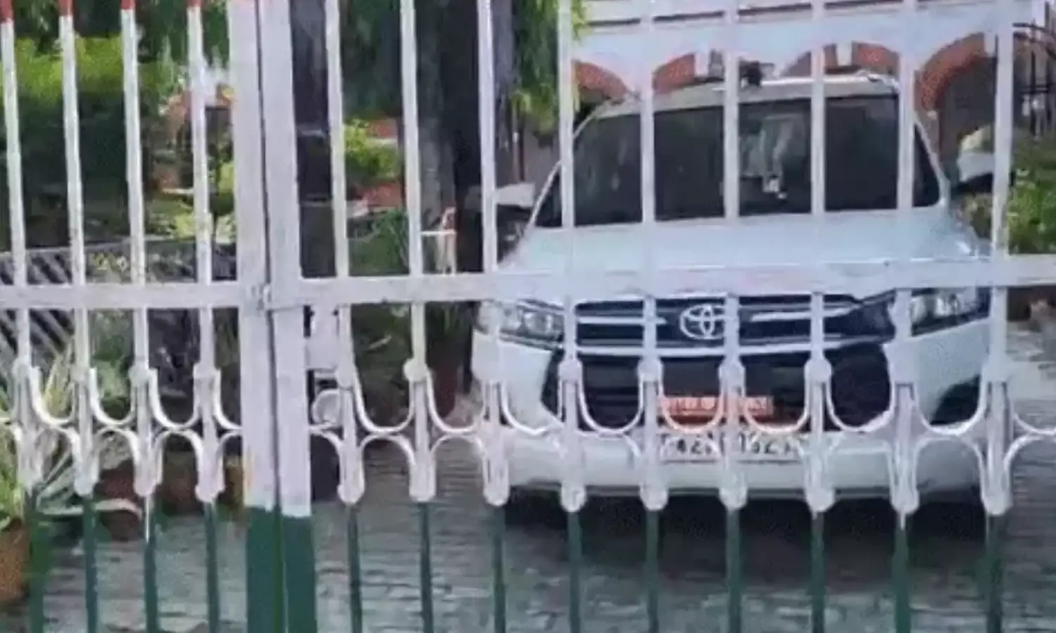 डोगरा रेजिमेंट कमांडेंट ब्रिगेडियर के PA का शव संदिग्ध अवस्था में मिला, कैंटोनमेंट में हुई थी छापेमारी डोगरा रेजिमेंट कमांडेंट ब्रिगेडियर के PA का शव संदिग्ध अवस्था में मिला, कैंटोनमेंट में हुई थी छापेमारी