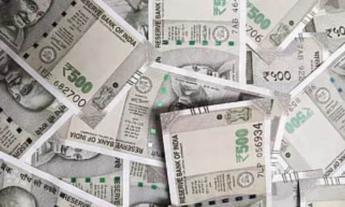 UP में राज्य कर्मचारियों के लिए जरुरत की खबर, चल - अचल संपत्ति बातएं नहीं तो सैलरी बंद