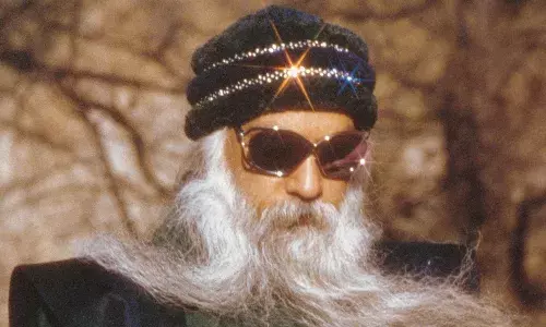 ओशो के अलग - अलग आश्रम में 50 से अधिक बार रेप, सन्यासी सेक्स कल्ट में फंसी पीड़िता की चौंकाने वाली कहानी...