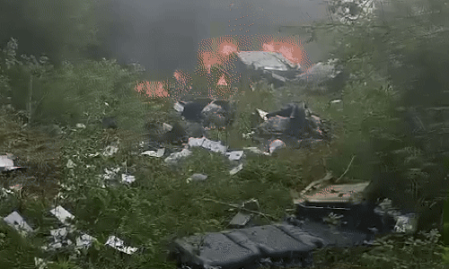 पुणे के बावधन के पास हेलीकॉप्टर क्रेश, तीन लोगों की मौत