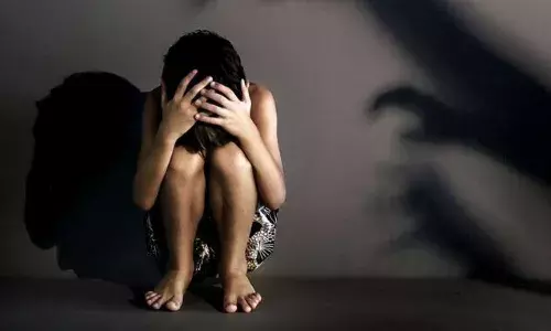 पुणे में बड़े भाई के सामने 5 साल की बच्ची का तीन लड़कों ने किया यौन शोषण