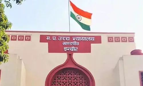 धार कलेक्टर के खिलाफ गिरफ्तारी वारंट जारी, MP हाई कोर्ट ने इस मामले में सुनाया आदेश