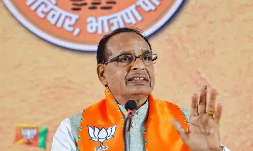 केंद्रीय मंत्री शिवराज सिंह चौहान का बड़ा बयान - सरकार बनने पर लागू करेंगे NRC केंद्रीय मंत्री शिवराज सिंह चौहान का बड़ा बयान - सरकार बनने पर लागू करेंगे NRC