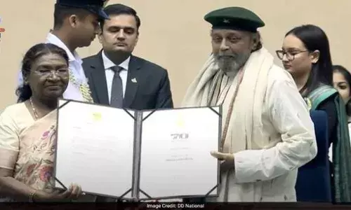 70वें राष्ट्रीय फिल्म पुरस्कार समारोह शुरू, फाल्के पुरस्कार पाकर इमोशनल हुए एक्टर मिथुन चक्रवर्ती