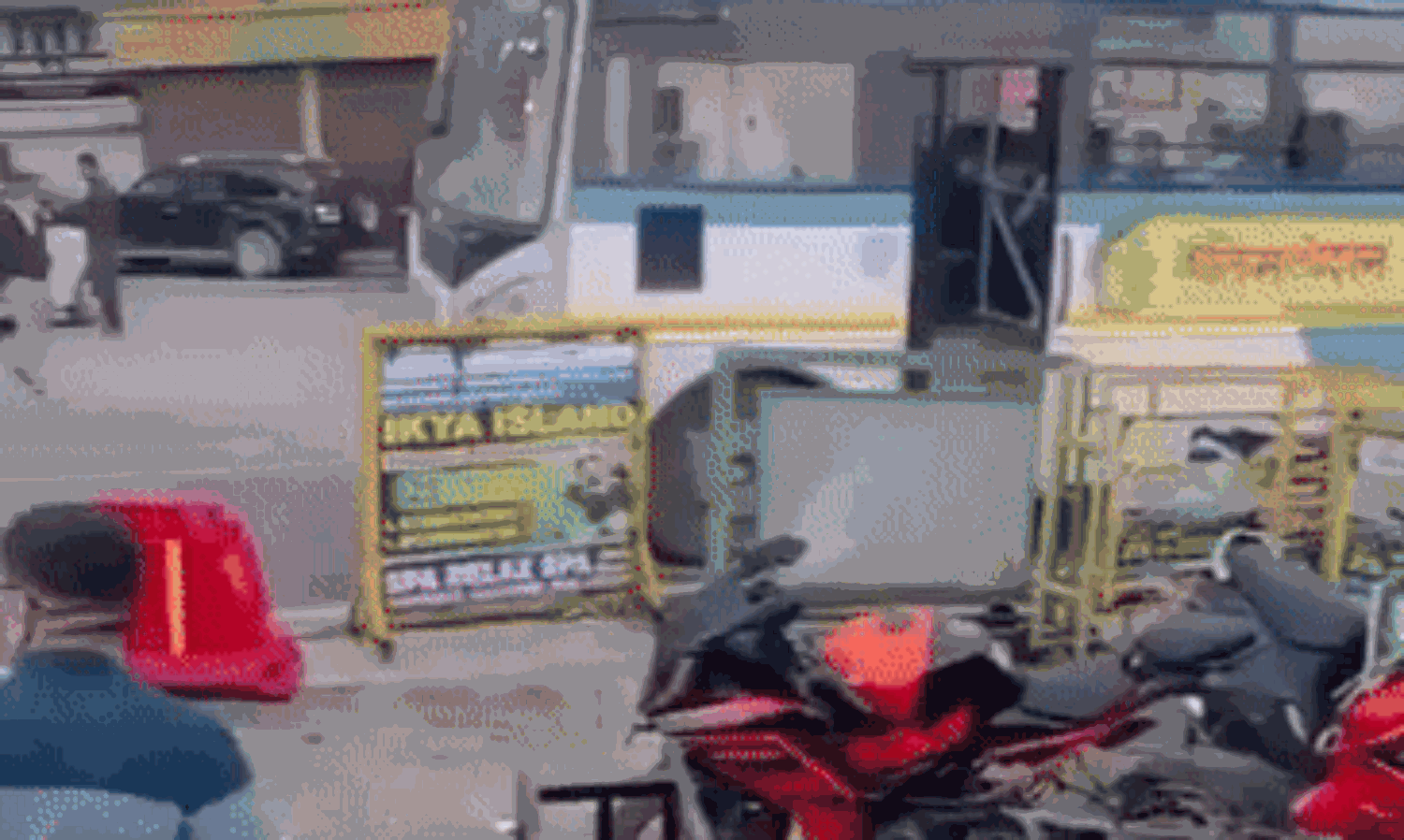 उत्तराखंड में थूक जिहाद, थूककर देता था कस्टमर को चाय, पुलिस ने दर्ज किया मामला