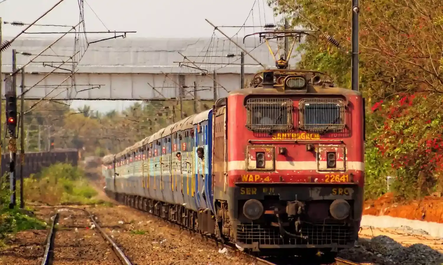 बदल गया ट्रेन बुकिंग का समय, अब इतने दिन पहले करवाना होगा रिजर्वेशन