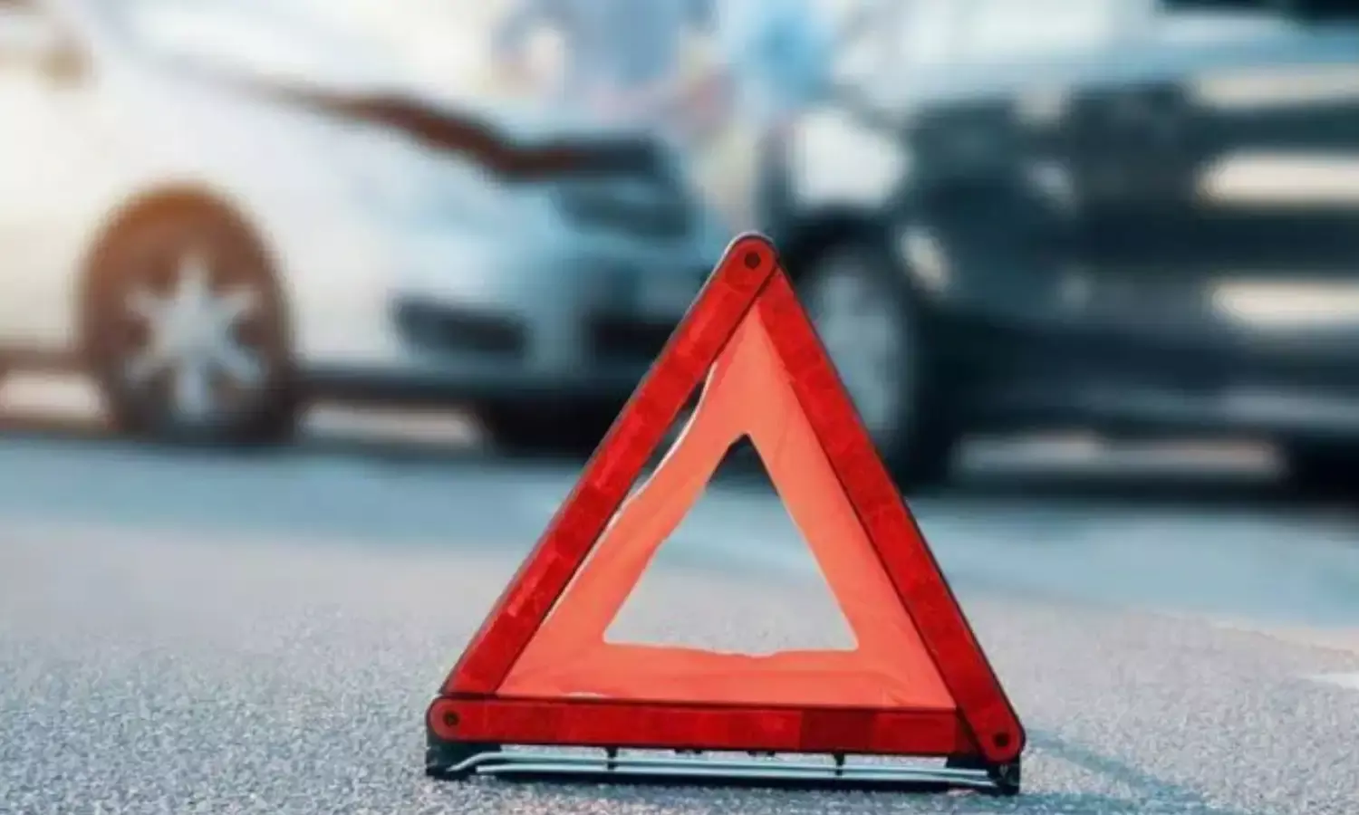 कार ने श्रद्धालुओं को कुचला, 5 कांवरियों की मौत