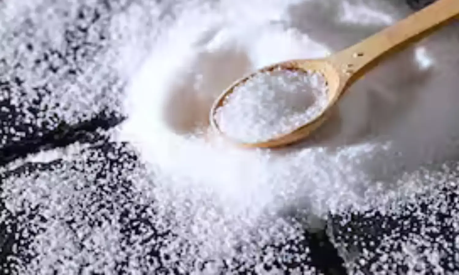 नमक से हर साल 18 लाख लोगों की मौत, WHO की लेटेस्ट रिपोर्ट में बड़ा खुलासा नमक से हर साल 18 लाख लोगों की मौत, WHO की लेटेस्ट रिपोर्ट में बड़ा खुलासा