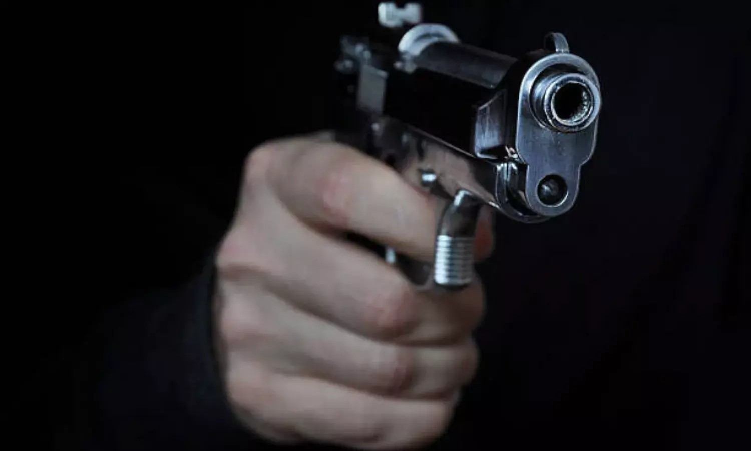 राजधानी में दो पक्षों के बीच झगड़े के बाद चली ताबड़तोड़ गोलीबारी, घटना में एक घायल