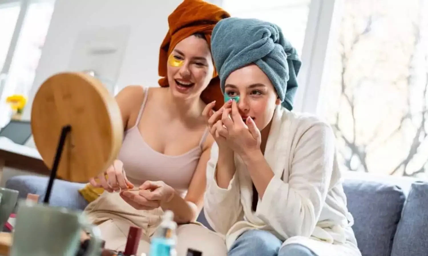 घर पर बनाए अंडर आई मास्क, जल्द ही मिलेगा डार्क सर्कल से छुटकारा