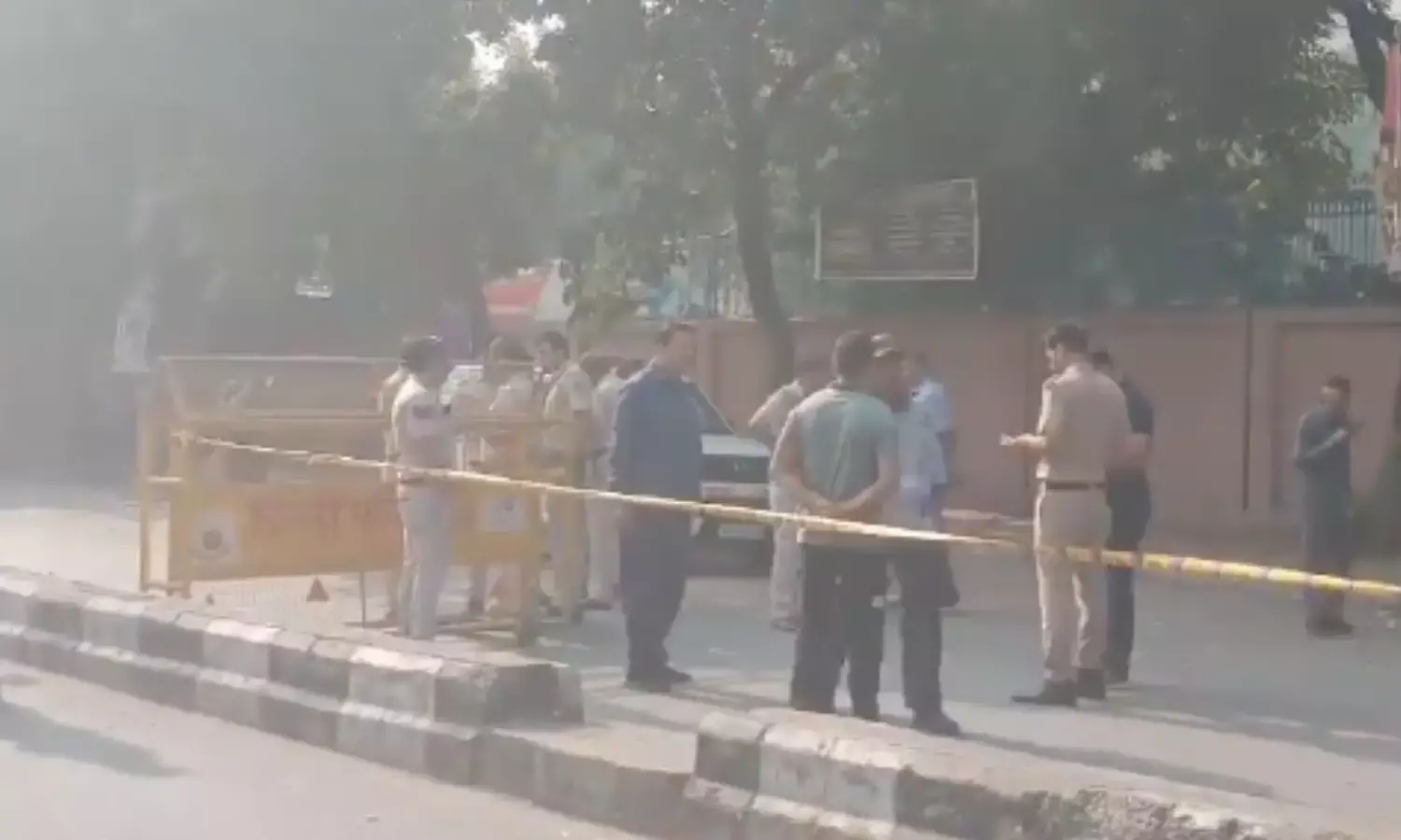 गृह मंत्रालय ने मांगी प्रशांत विहार में हुए ब्लास्ट की रिपोर्ट, NIA, NSG और दिल्ली पुलिस जांच में जुटी