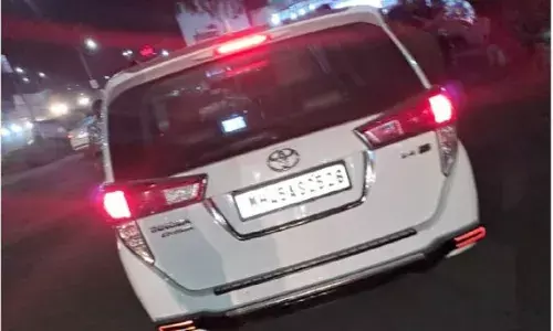 विधानसभा चुनाव के मतदान से पहले कार में मिले करोड़ों रुपए, संजय राउत ने शिंदे गुट पर लगाए आरोप