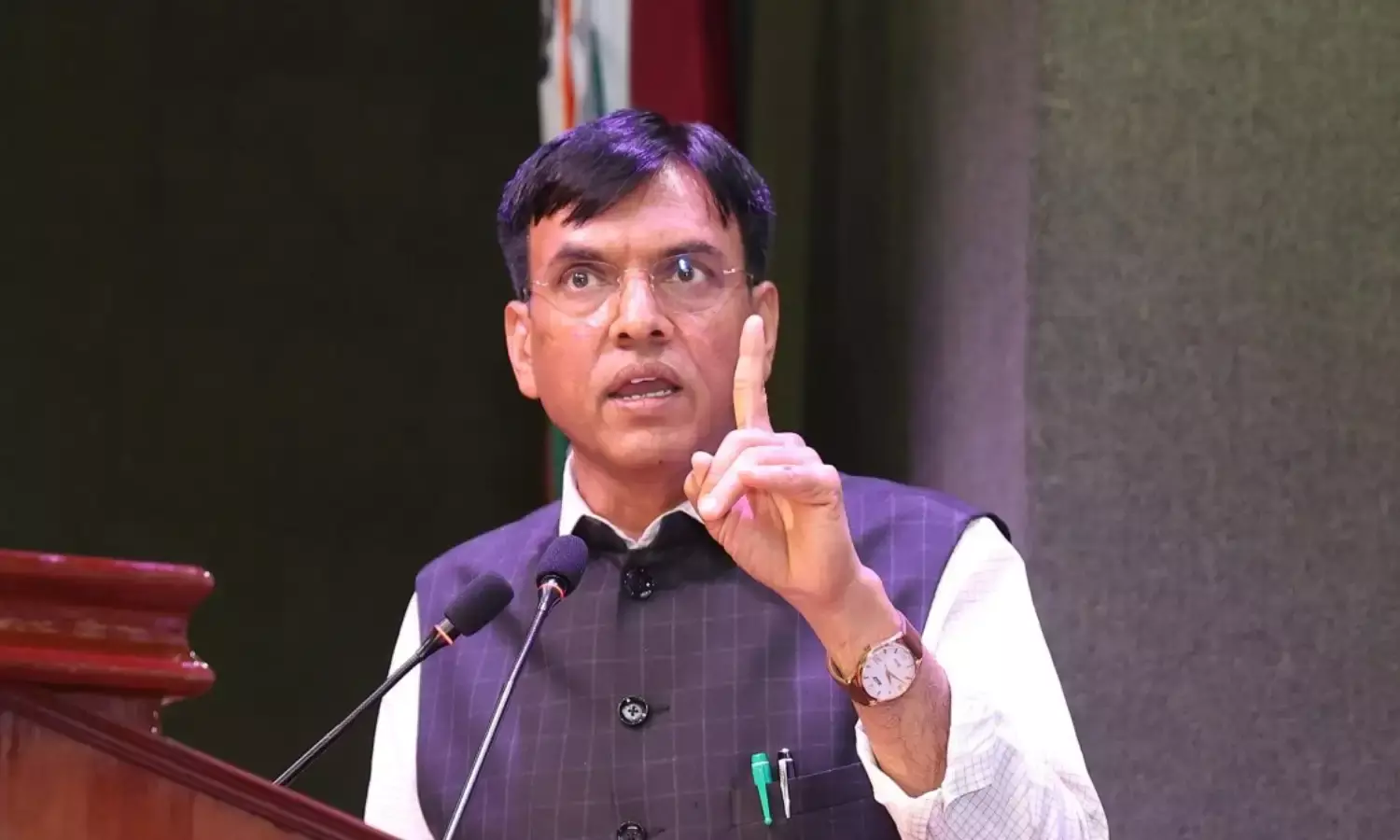 पहलवानों ने खेल मंत्री के घर के बाहर किया प्रदर्शन, जानिए इस बार क्या है वजह