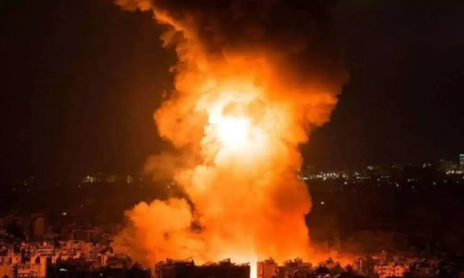 ईरान में सुरक्षा बलों के काफिले पर आतंकी हमला, 10 पुलिस अधिकारियों की गई जान