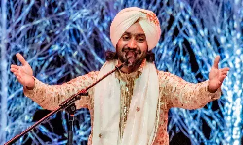 पंजाबी सिंगर सतिंदर सरताज को कोर्ट ने भेजा समन, जानिए क्या है पूरा मामला पंजाबी सिंगर सतिंदर सरताज को कोर्ट ने भेजा समन, जानिए क्या है पूरा मामला