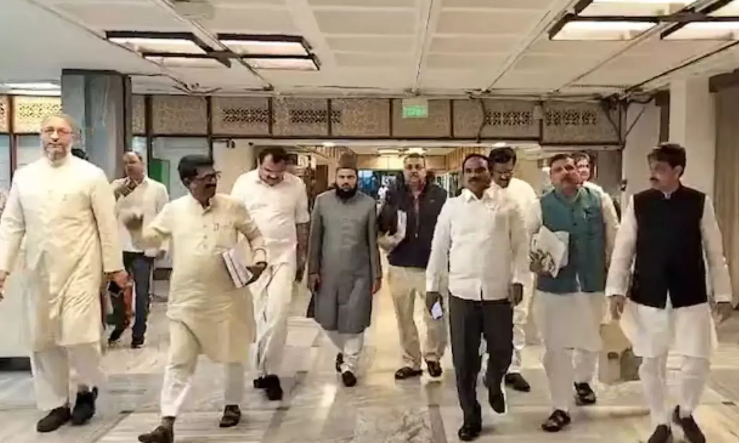 Ruckus in Wakf panel meeting