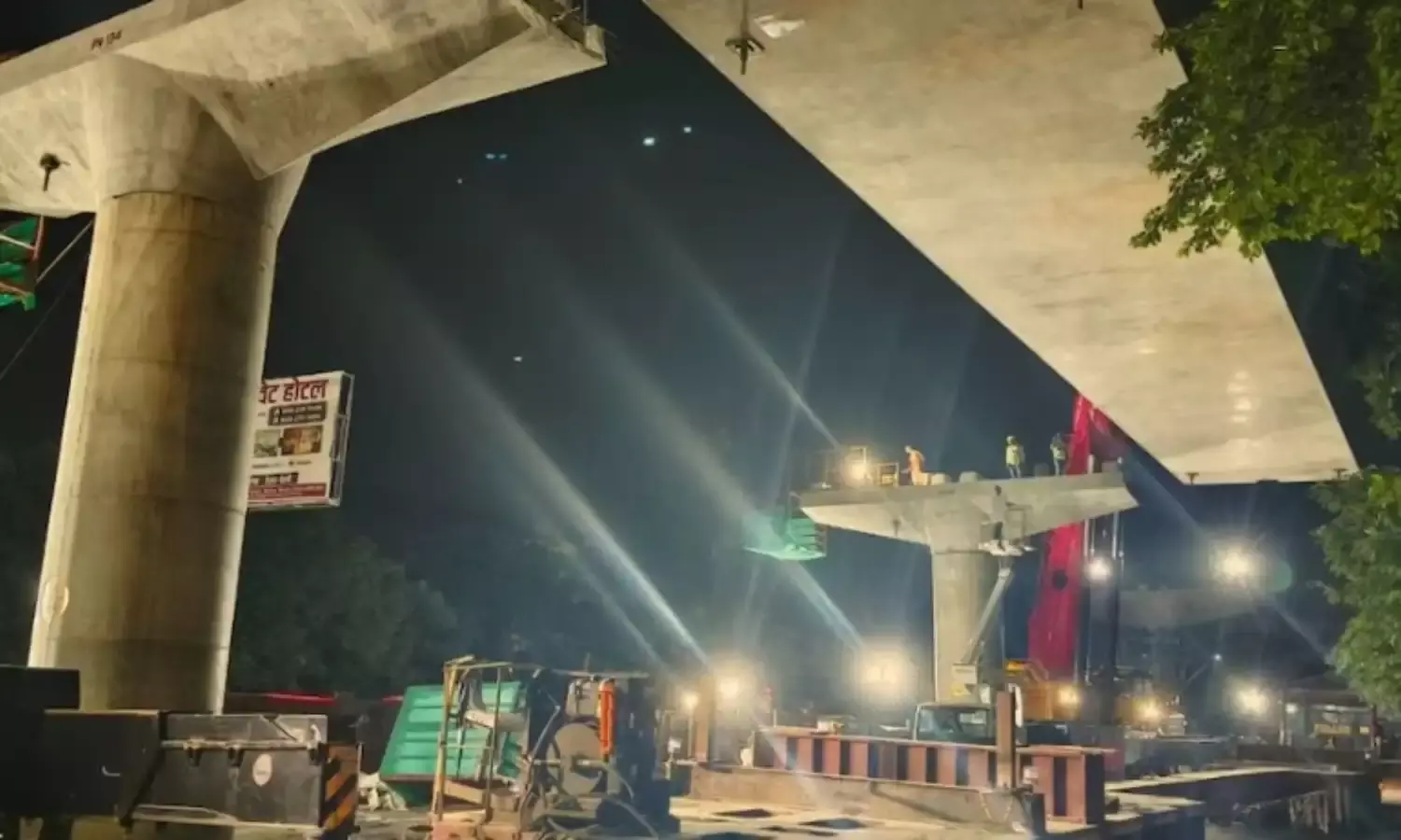 निर्माणाधीन टनल में मशीन का ब्रेक फेल, दो मजदूरों की मौत, 6 घायल