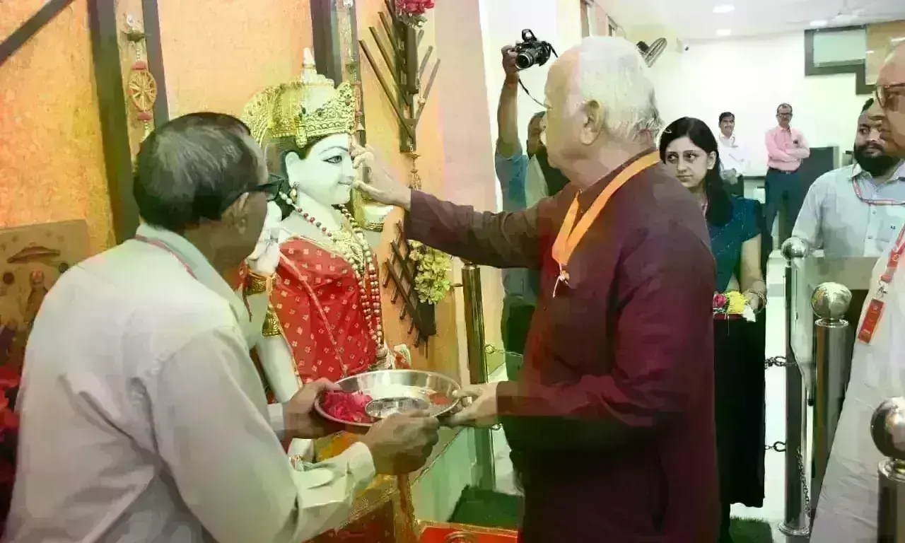 सरसंघचालक डॉ. मोहन भागवत ने आरोग्यधाम चिकित्सालय एवं हिंदी भवन का किया अवलोकन