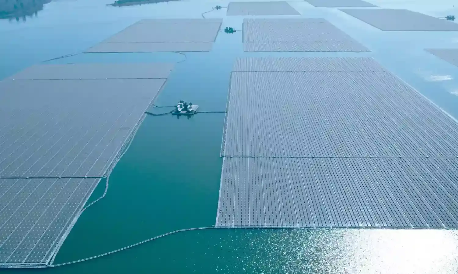 एशिया का सबसे बड़ा फ्लोटिंग सोलर प्लांट आज से अपनी पूर्ण क्षमता के साथ हुआ शरू, CM बोले यह ऐतिहासिक उपलब्धि