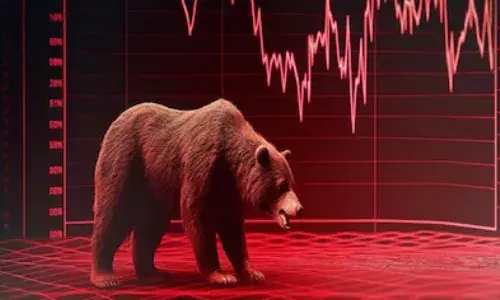 शेयर मार्केट में भारी गिरावट, निफ्टी और सेंसेक्स का हाल देख चौंक जाएंगे आप