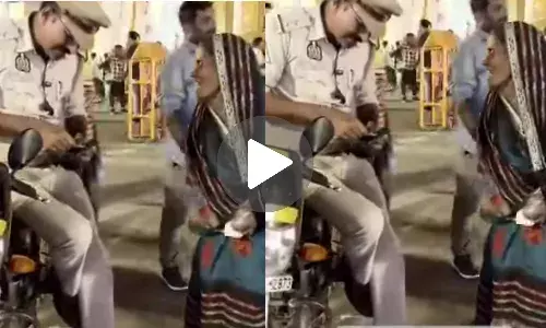 बहुत ही बड़ा निकला बुजुर्ग माई का कलेजा, माई की दरियादिली देख आश्चर्य से भर गए इंस्पेक्टर रुद्र प्रताप…