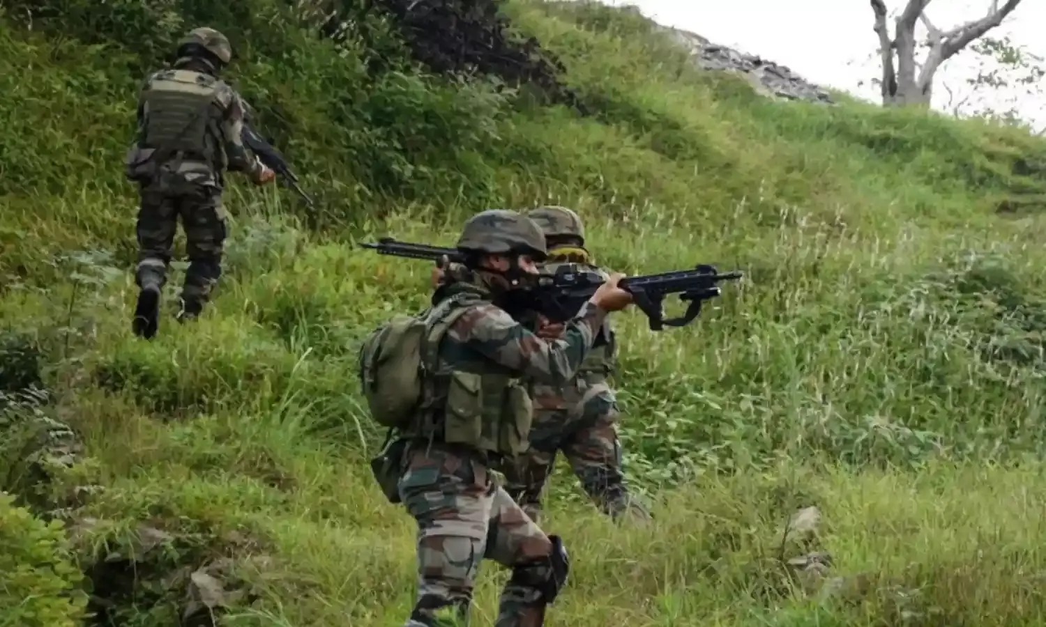 बांदीपोरा में सेना ने चलाया अभियान, एक आतंकी ढेर, जंगल में सर्च ऑपरेशन जारी