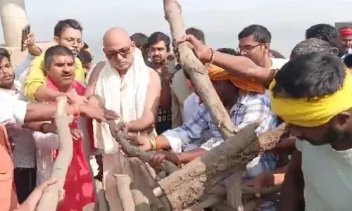 राजकीय सम्मान के साथ पंचतत्व में विलीन हुईं बिहार की कोकिला