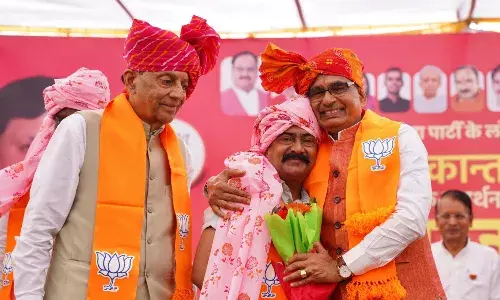 डेढ़ साल बाद पूर्व मंत्री दीपक जोशी फिर से भाजपा में शामिल...