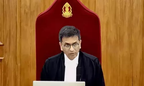 किसी ने पूछा यंग लुक का राज तो किसी ने की फैसलों की तारीफ, जानें कैसी रही CJI चंद्रचूड़ की विदाई