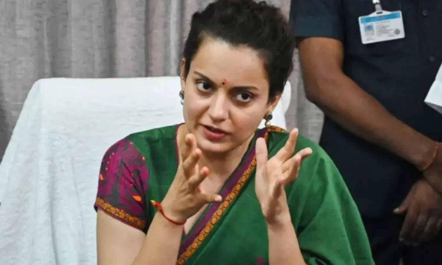 BJP सांसद कंगना रनौत की बढ़ी मुश्किलें, आगरा MP-MLA कोर्ट ने जारी किया नोटिस