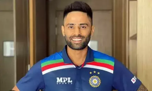 अरे भईया... हमारे हाथ में थोड़ी है, आखिर फैन के सवाल का ऐसा क्यों जवाब दे गए कैप्टन सूर्या