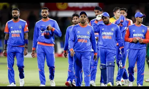 सेंचुरियन में भारत और दक्षिण अफ्रीका का तीसरा मुकाबला, जानिए किसका साथ देगी पिच, क्या है ग्राउंड की स्थिति सेंचुरियन में भारत और दक्षिण अफ्रीका का तीसरा मुकाबला, जानिए किसका साथ देगी पिच, क्या है ग्राउंड की स्थिति