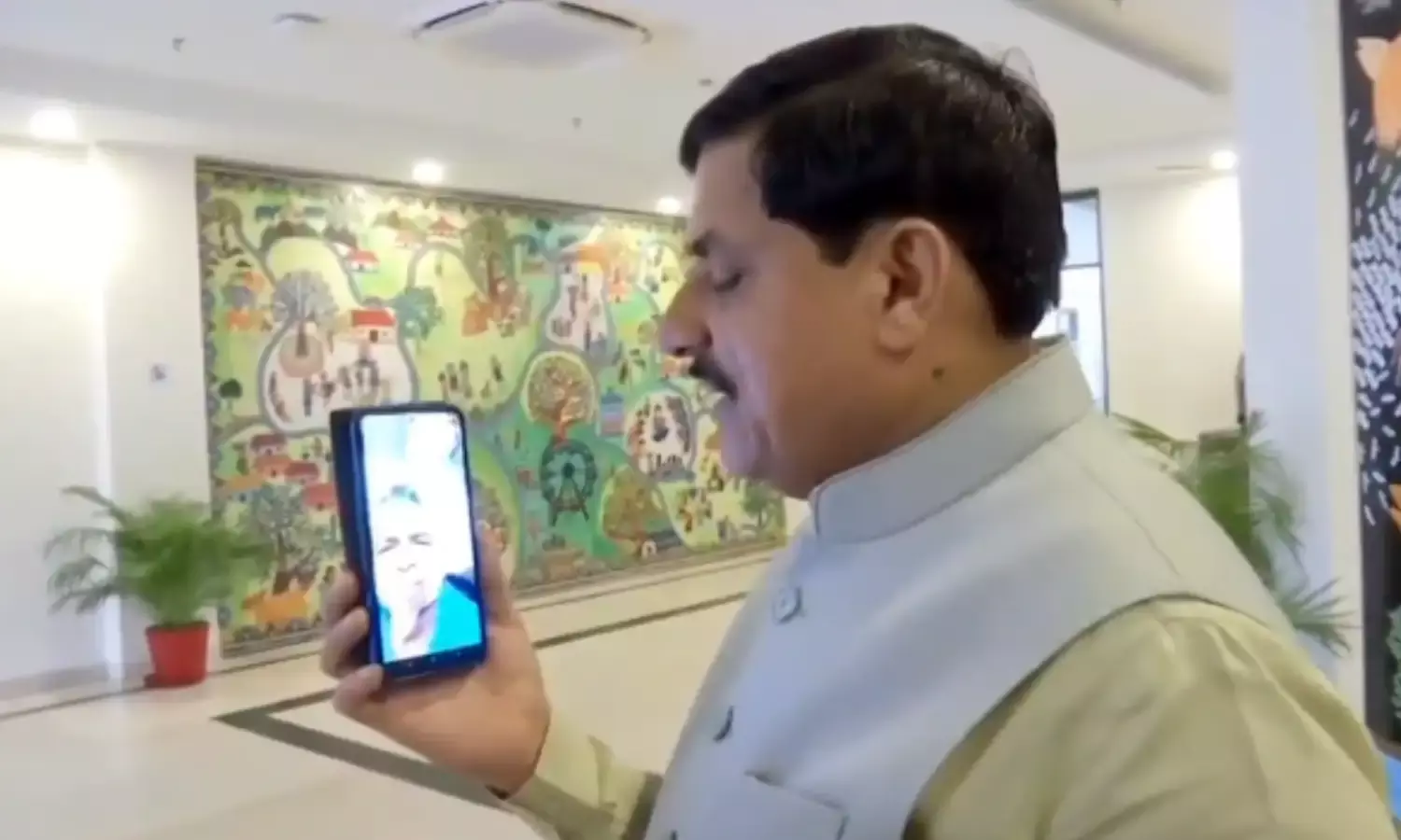 भेड़िए के हमले से घायल पीड़ितों से CM ने की बात, कहा - आपने बहुत साहस दिखाया, 1 लाख रुपए सीएम निधि से मिलेंगे