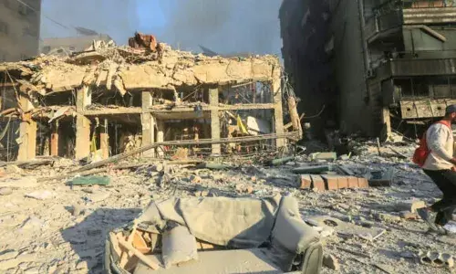 इजराइल ने लेबनान और गाज़ा पर की बमबारी, 70 से ज्यादा लोगों की हुई मौत