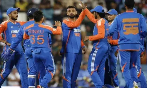 भारत ने साउथ अफ्रीका को 11 रनों से हराया, तिलक ने जड़ा शतक भारत ने साउथ अफ्रीका को 11 रनों से हराया, तिलक ने जड़ा शतक