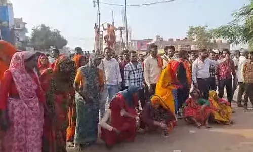 शिवपुरी में पिटाई मामले में 4 पुलिसकर्मी निलंबित, थाना प्रभारी लाइन अटैच