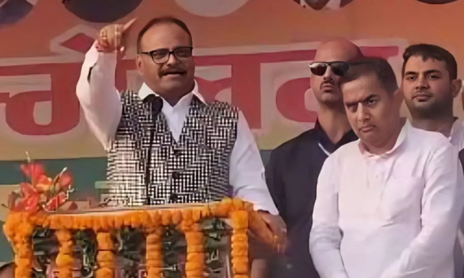 मुसलमान तेज पत्ता जैसे...इस्तेमाल किया और फेंक दिया