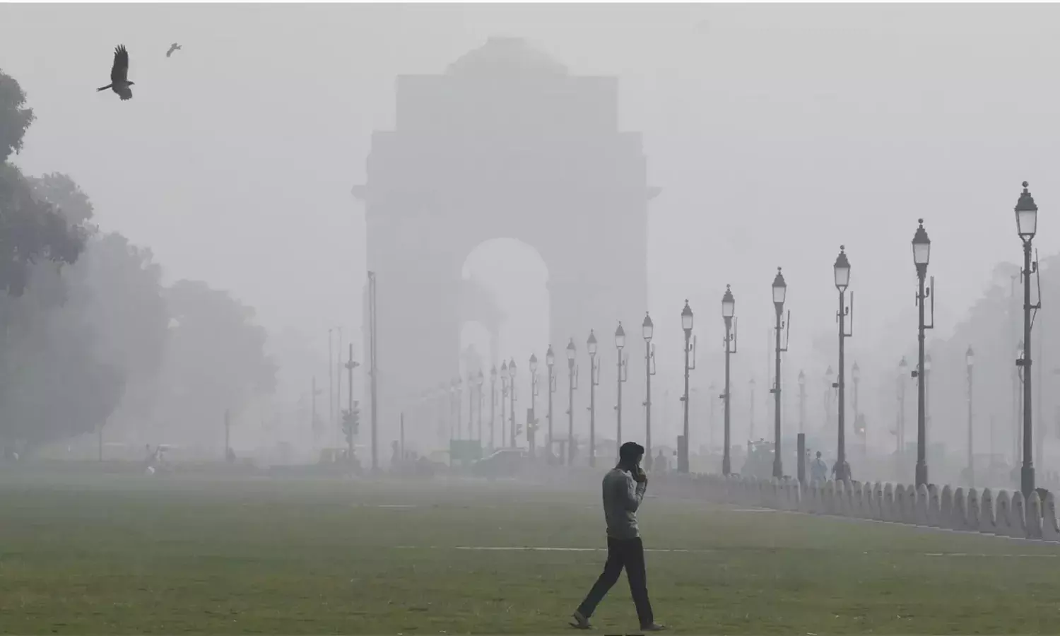 दिल्ली में 18 नवंबर को जारी किया ऑरेंज अलर्ट, खराब प्रदूषण के चलते लागू हुआ ग्रैप-4