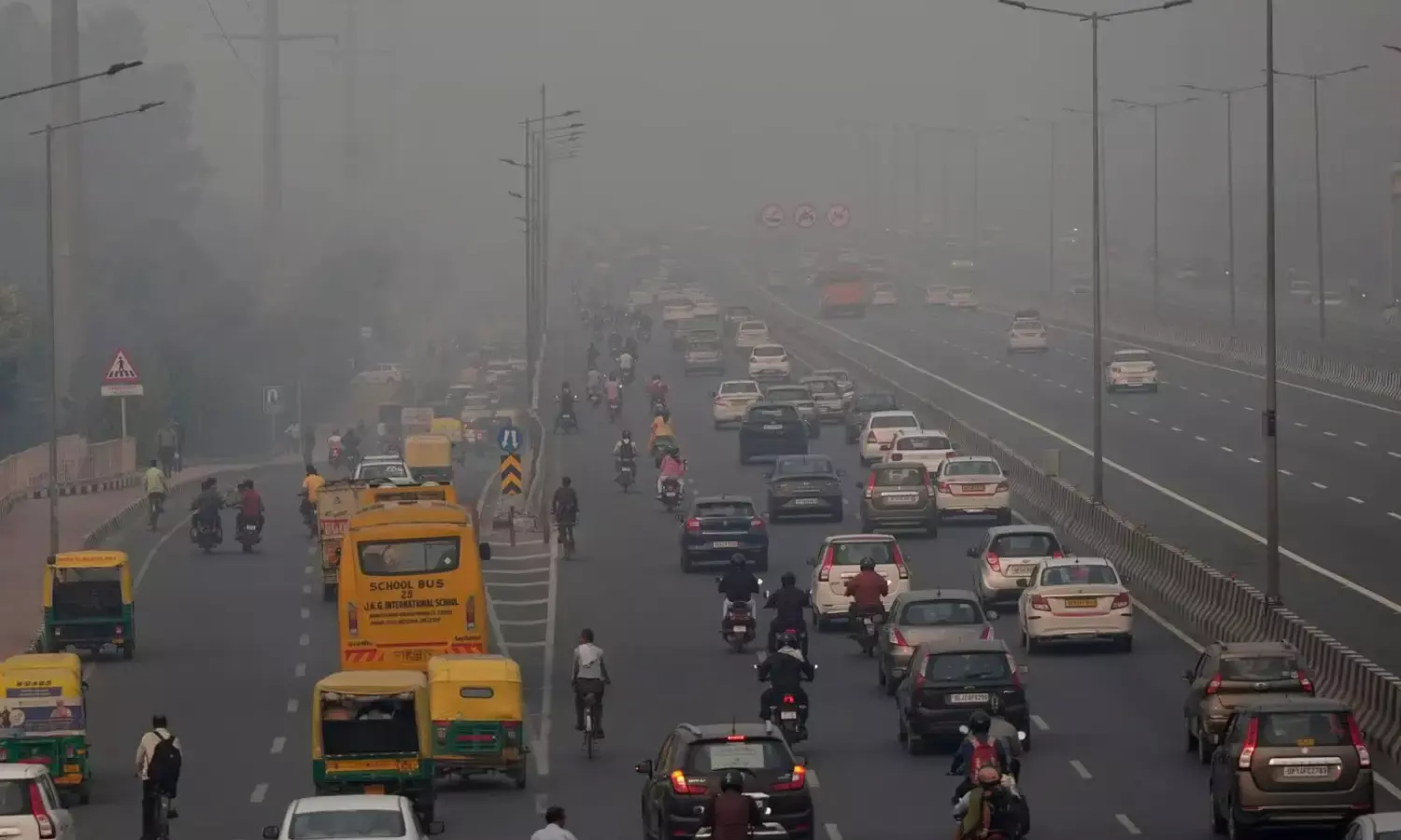 दिल्ली एनसीआर में GRAP-3 लागू करने में 3 दिन की देरी क्यों?