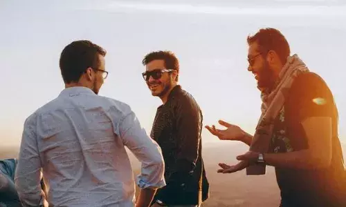 इन संदेशों से दें अपने खास लोगों को मेंस डे की बधाई...