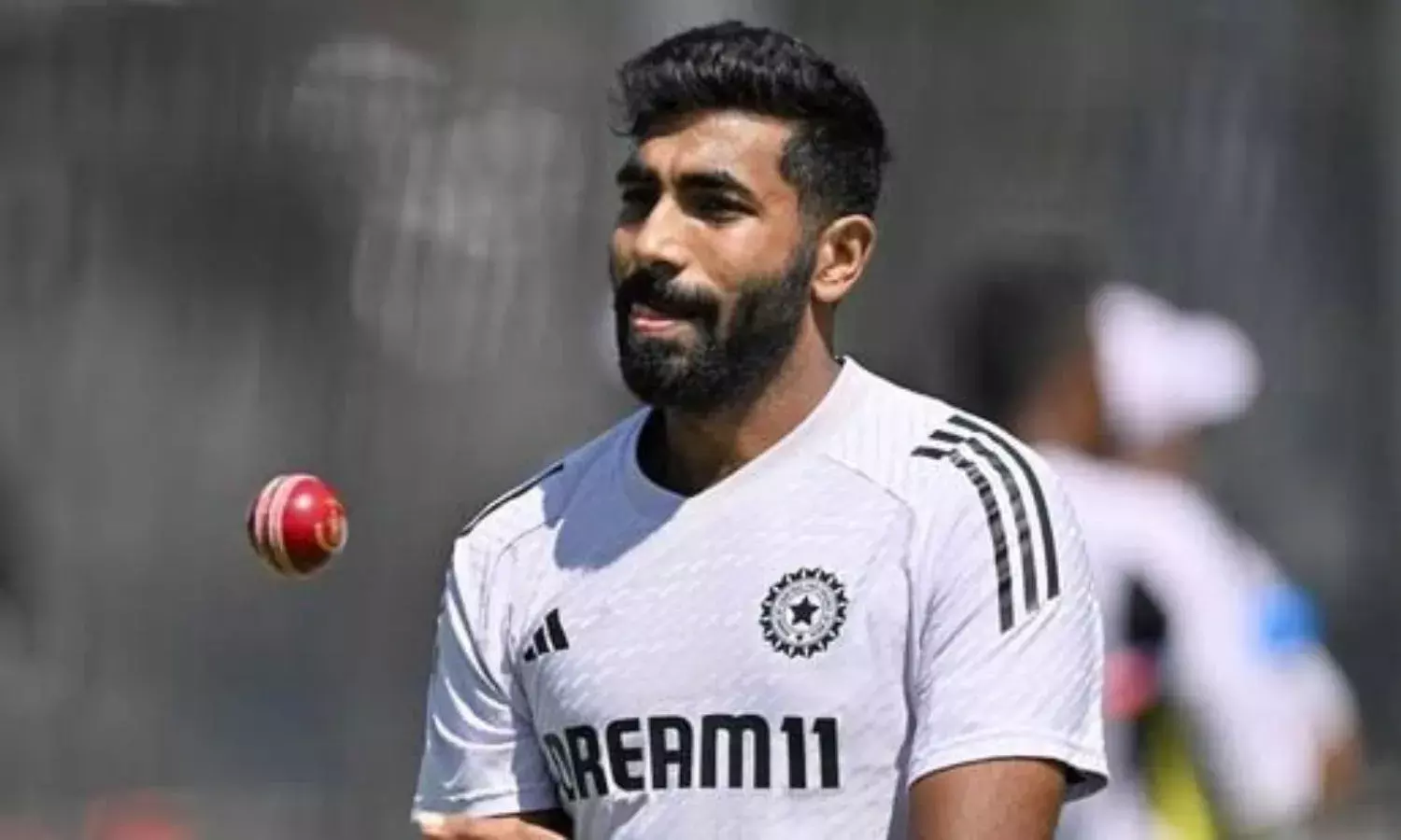 बॉर्डर-गावस्कर ट्रॉफी के पहले टेस्ट में ऑस्ट्रेलिया के खिलाफ बुमराह ने झटके 4 विकेट