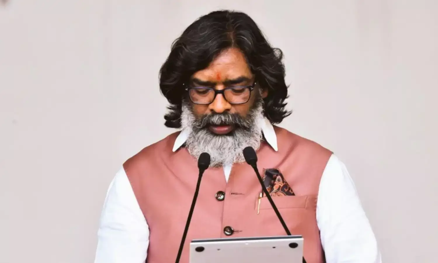 झारखंड के 14वें मुख्यमंत्री बने हेमंत सोरेन, चौथी बार ली सीएम पद की शपथ