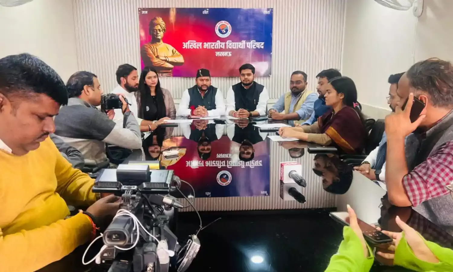 शिक्षा की गुणवत्ता, शुल्क वृद्धि, खाद्यान्न मिलावट, अंतरराष्ट्रीय कूटनीति, मणिपुर हिंसा पर प्रस्ताव…