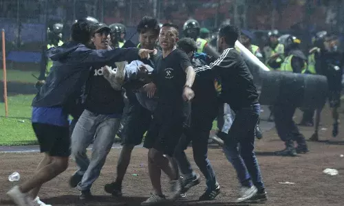 100 Killed In Violence