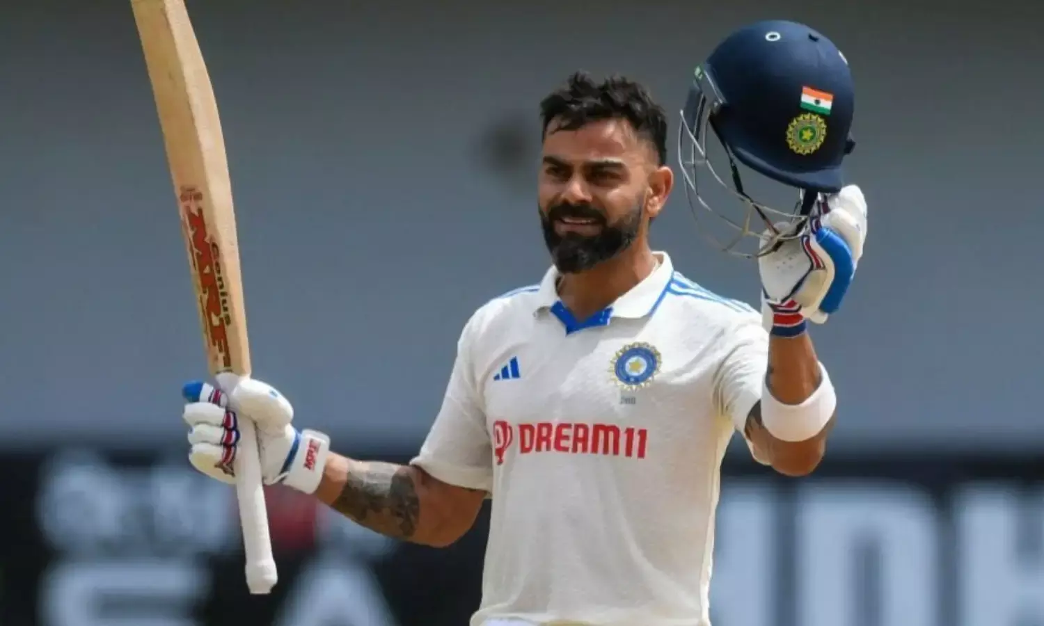 CHANTS FOR KOHLI AT ADELAIDE