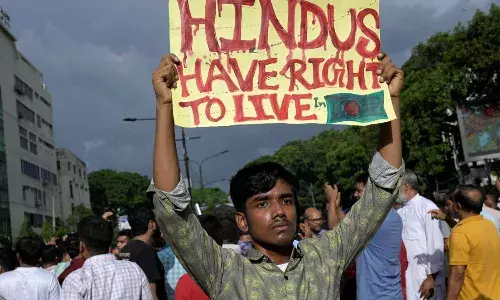 Protest in MP Against Attacks on Bangladeshi Hindus