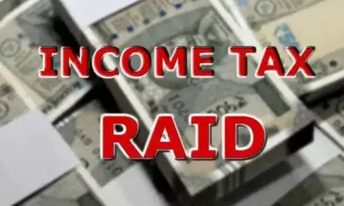 धार में  इनकम टैक्स का छापा