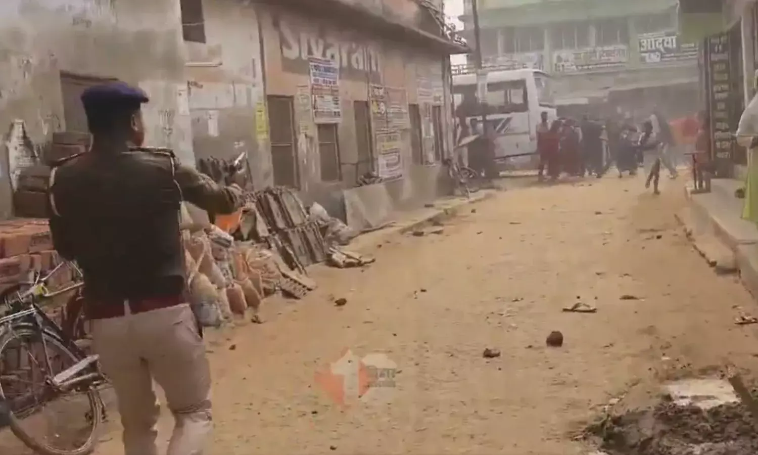 Supaul Stone Pelting