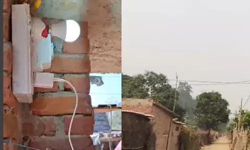 रोशन हुआ गोण्डा का बुटहनी वनटांगिया गांव, आजादी के 77 वर्षों बाद पहुंची बिजली… रोशन हुआ गोण्डा का बुटहनी वनटांगिया गांव, आजादी के 77 वर्षों बाद पहुंची बिजली…