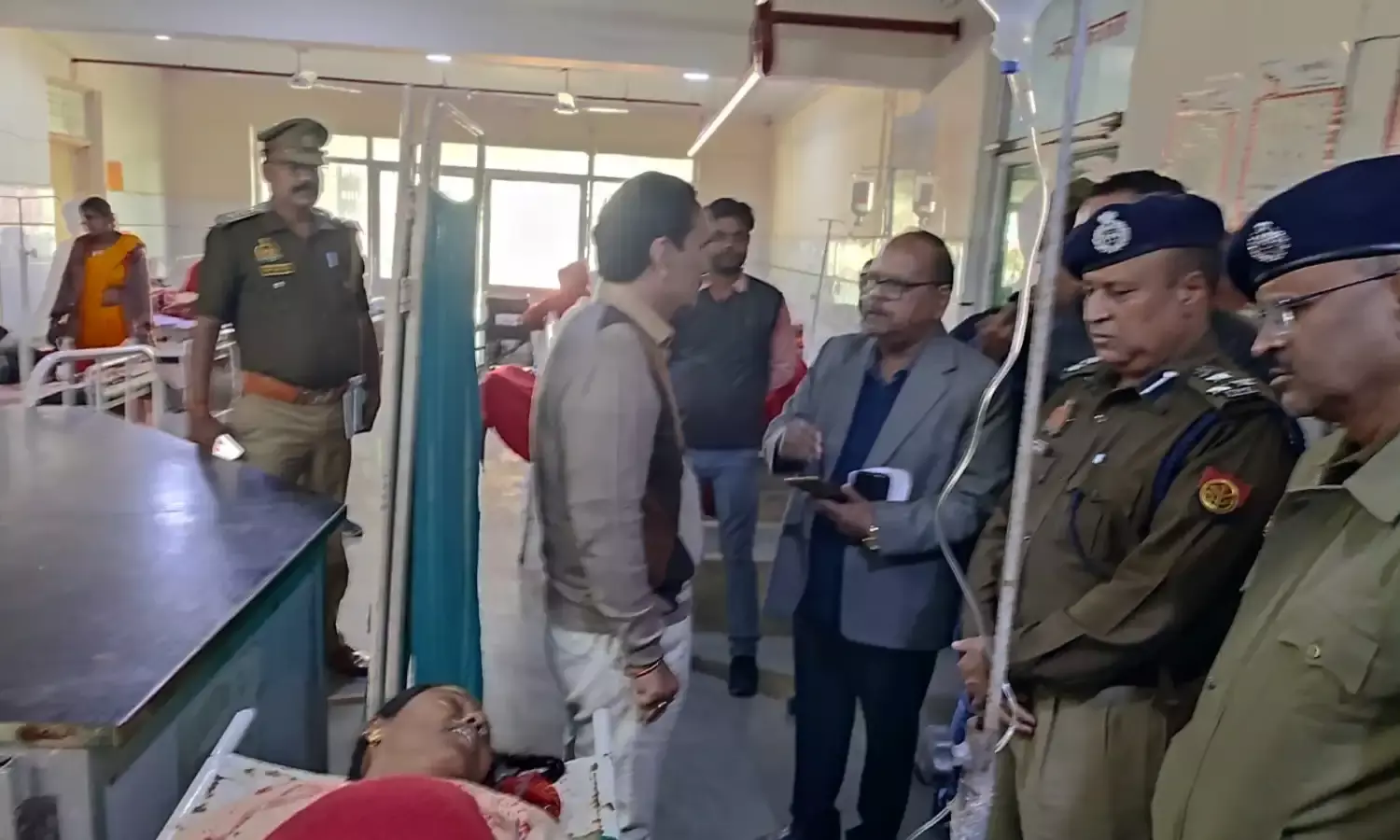 ट्रक में घुसी बोलेरो, छह की मौके पर मौत, झांसी-मिर्जापुर मार्ग पर दर्दनाक हादसा…